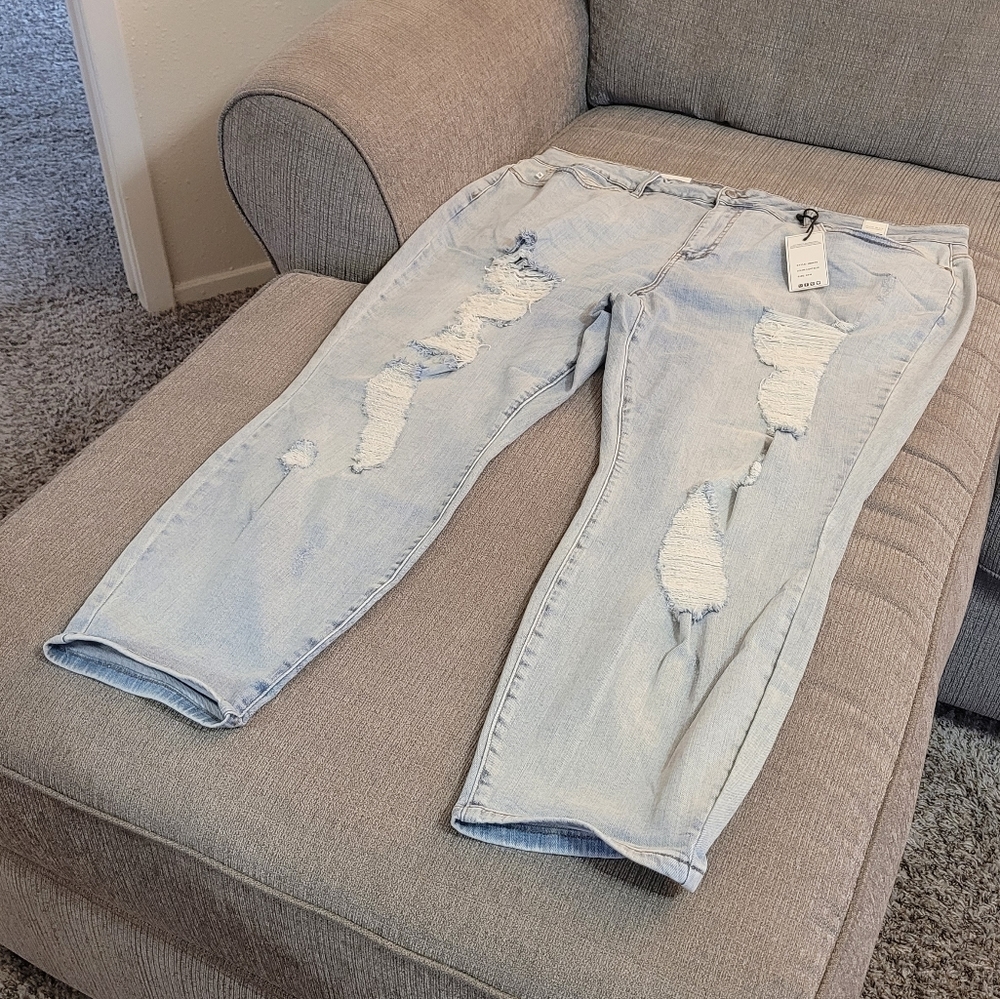 Judy Blue Distressed Boyfriend Fit Mid Rise Denim Jeans Size 24W - Picture 2 of 9